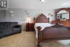 44032 AMBERLEY ROAD | Howick Ontario | Slide Image Thirty-four