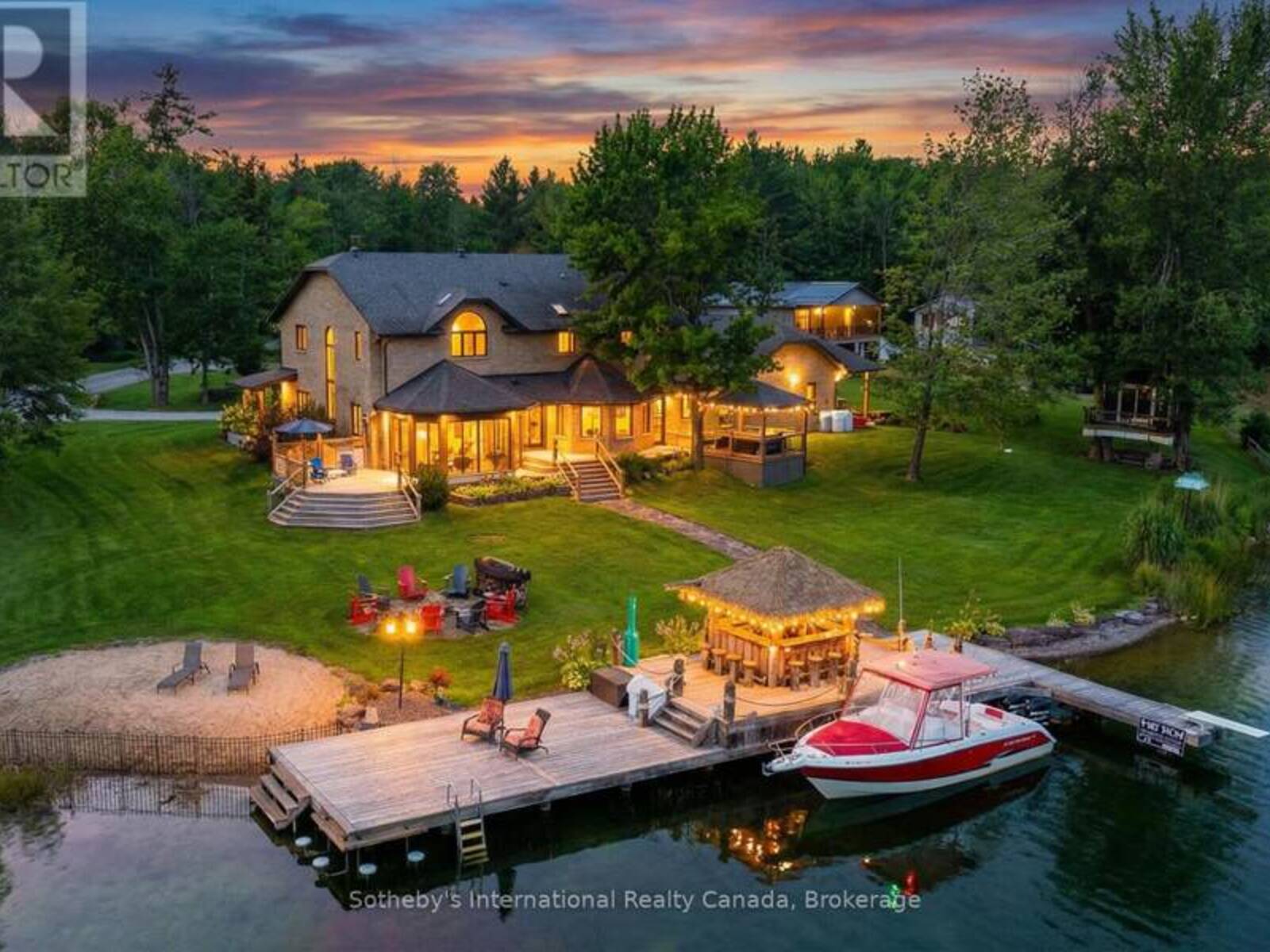 7583 OAK POINT ROAD, Washago, Ontario L0K 2B0