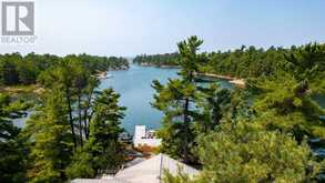 2 A258 (BLUEBERRY POINT) ISLAND | Pointe au Baril Ontario | Slide Image Forty
