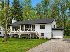 29 NIDA DRIVE Tiny Ontario, L9M 0B3