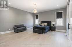 6 CALDWELL DRIVE | Oro-Medonte Ontario | Slide Image Seventeen