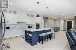 6 CALDWELL DRIVE | Oro-Medonte Ontario | Slide Image Nine
