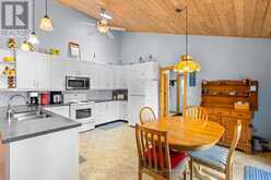 29 HOPE DRIVE | Miller Lake Ontario | Slide Image Ten
