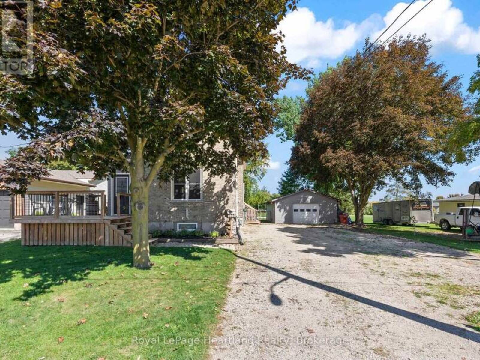 555 RAGLAN STREET, Minto, Ontario N0G 2P0