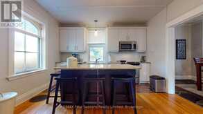 143 FOURTH STREET W | Collingwood Ontario | Slide Image Ten