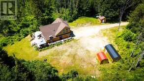 1367 PICKEREL AND JACK LAKE ROAD | Magnetawan Ontario | Slide Image Nineteen