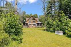 1367 PICKEREL AND JACK LAKE ROAD | Magnetawan Ontario | Slide Image Four