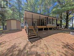 P27 - 13 SOUTHLINE AVENUE Huron-Kinloss Ontario, N0G 2B0