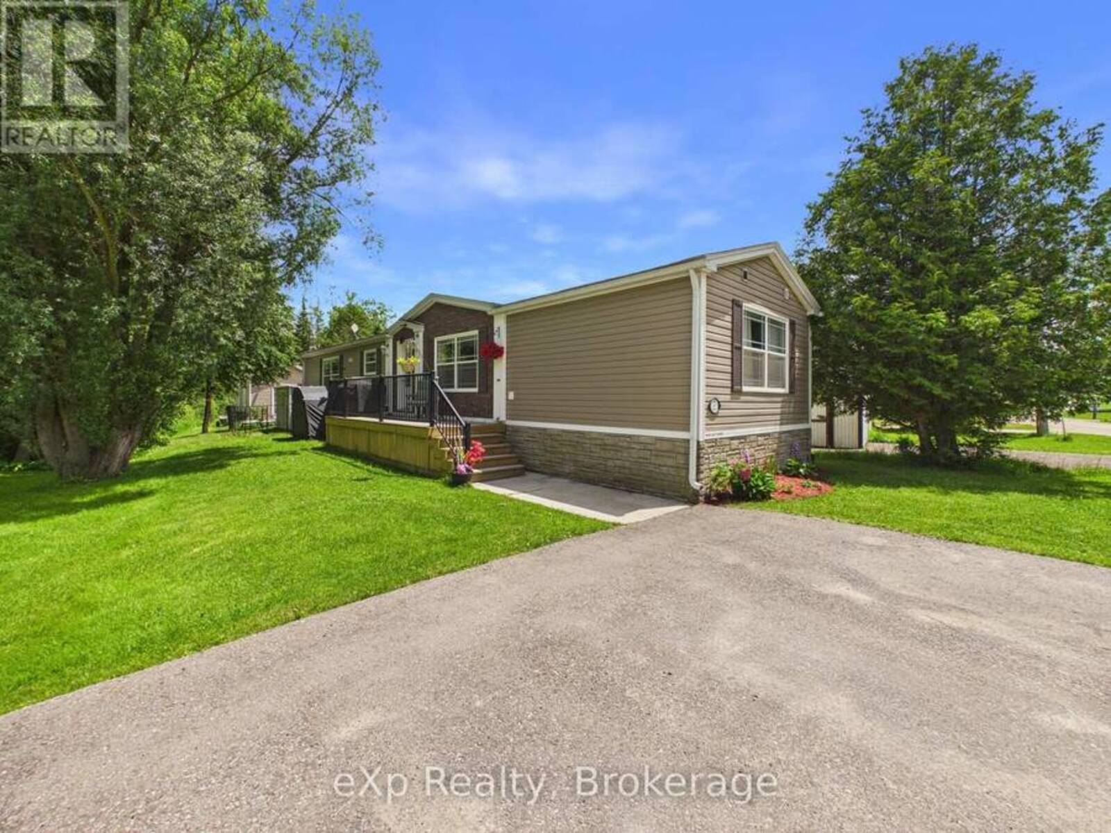 32 MAPLE GROVE VILLAGE ROAD, Dundalk, Ontario N0C 1B0
