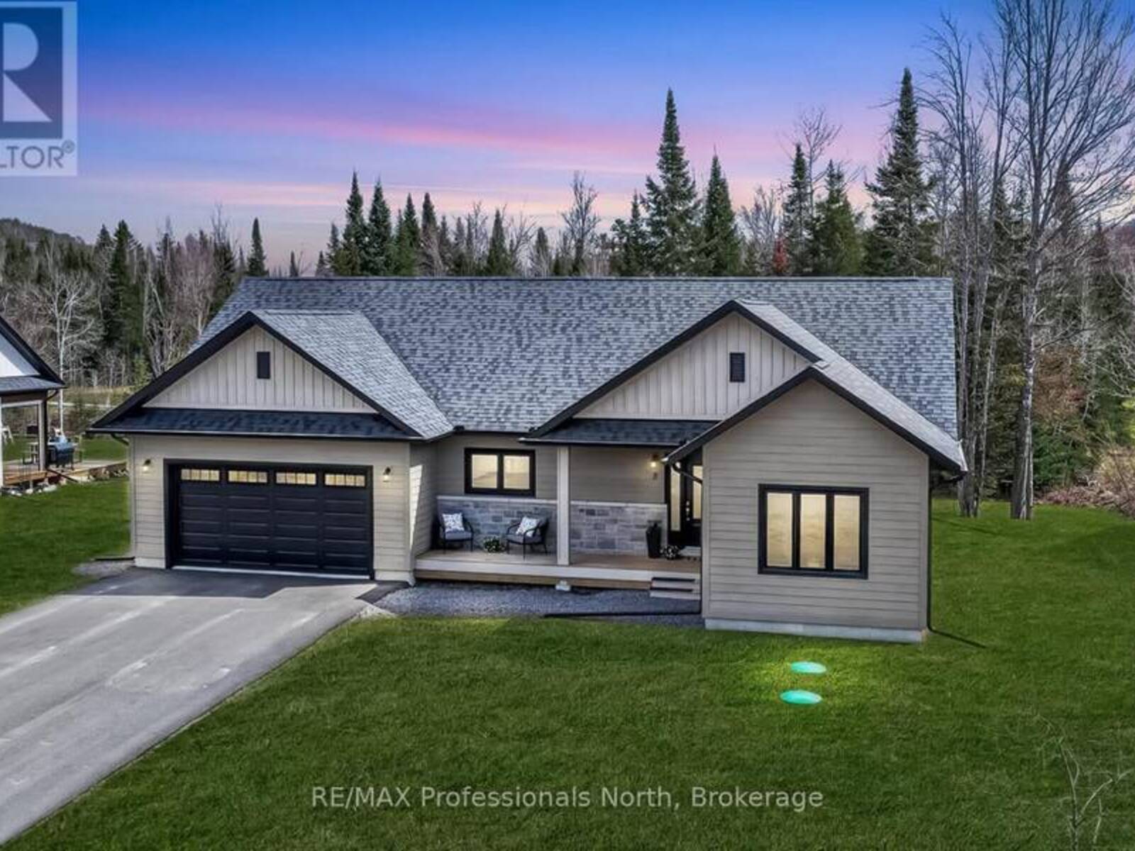 8 BANCROFT RIDGE DRIVE, Bancroft, Ontario K0L 1C0