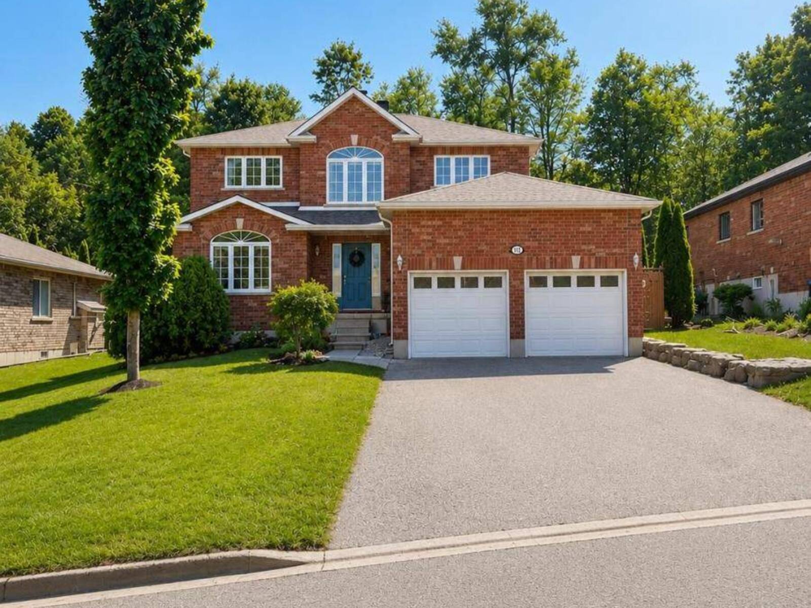 384 KELLER DRIVE, Midland, Ontario L4R 0A7