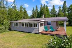 626 WARNER BAY ROAD | Tobermory Ontario | Slide Image Thirty-one