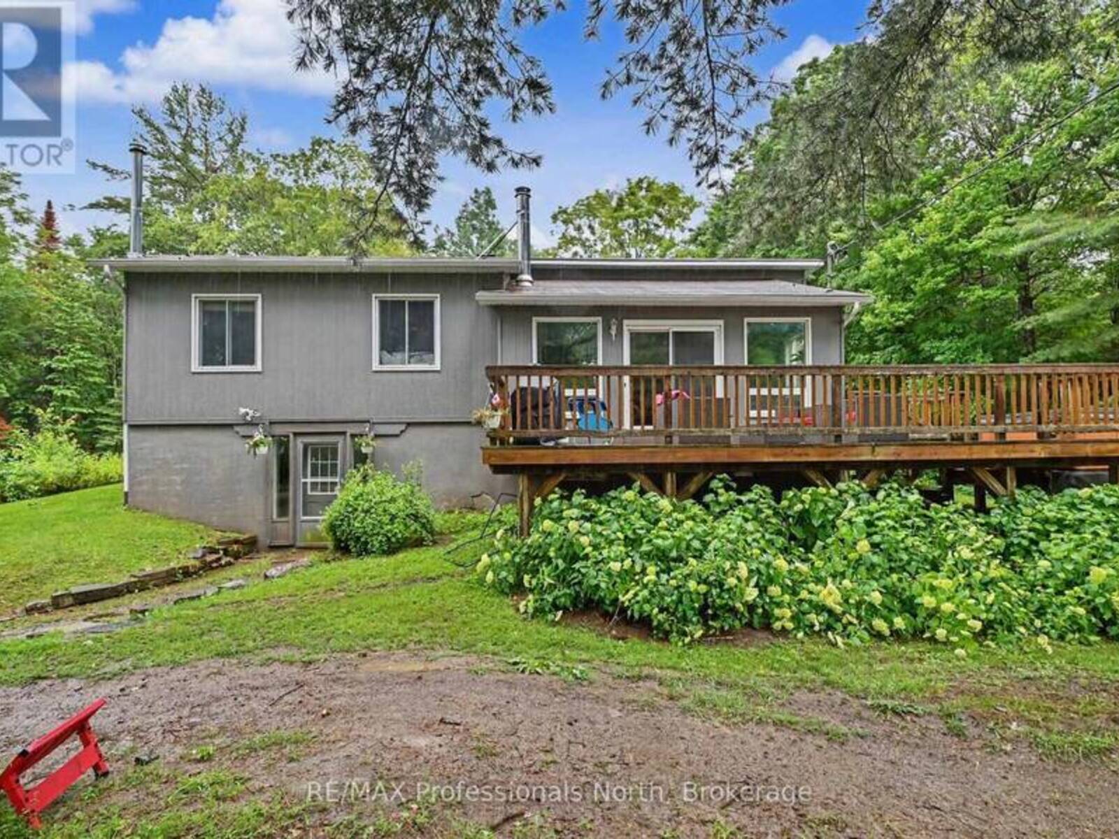 1116 LITTLE HAWK LAKE ROAD, Haliburton, Ontario K0M 1S0