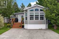 50 PORTSIDE DRIVE - 77719 BLUEWATER HIGHWAY | Clinton Ontario | Slide Image Two