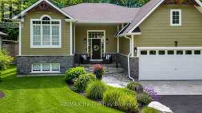 7 DOWNER CRESCENT | Wasaga Beach Ontario | Slide Image Nine