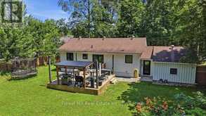 415 WELLINGTON STREET | Gravenhurst Ontario | Slide Image Two