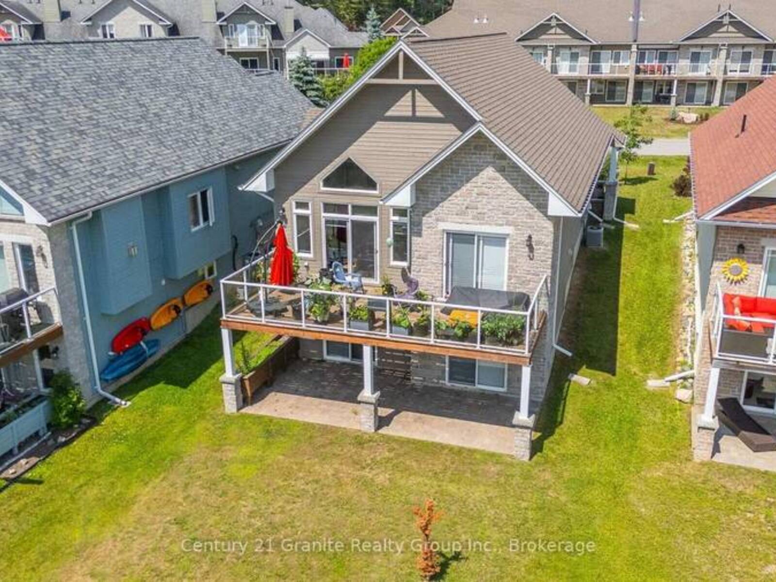 17 WEBB CIRCLE, Haliburton, Ontario K0M 1S0