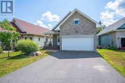 17 WEBB CIRCLE | Haliburton Ontario | Slide Image Forty
