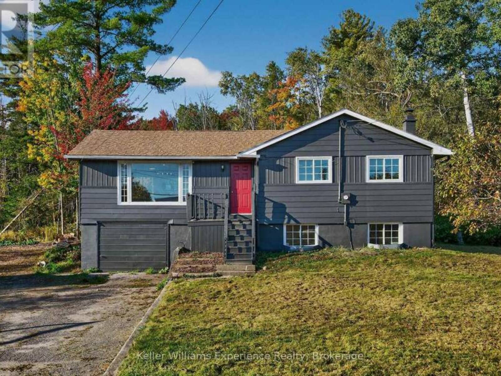 556 CHAMPLAIN ROAD, Tiny, Ontario L9M 0C2