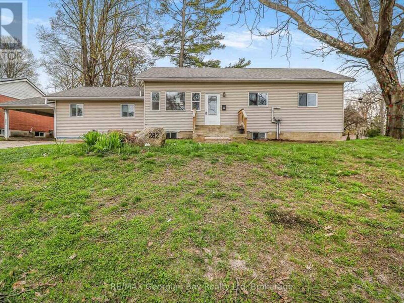 282 NORENE STREET, Midland, Ontario L4R 4C2