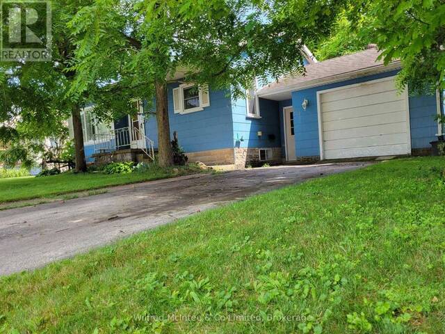 575 11TH STREET Hanover Ontario, N4N 1T4 - 2 Bedrooms Home For Sale