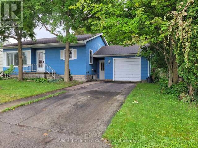 575 11TH STREET Hanover Ontario, N4N 1T4 - 2 Bedrooms Home For Sale