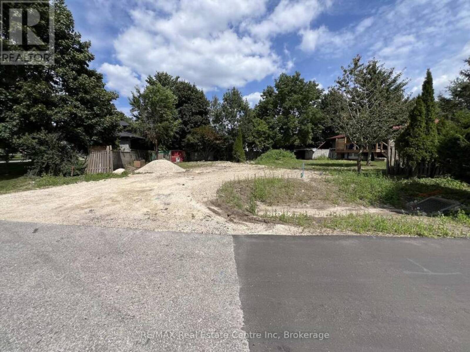 43 RIDGEWAY AVENUE, Guelph, Ontario N1L 1G8