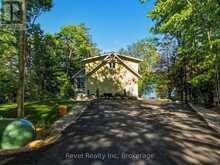 1090 LAWSON ROAD | Baysville Ontario | Slide Image Three