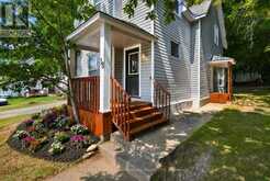 18 WILLIAM STREET | Parry Sound Ontario | Slide Image Four
