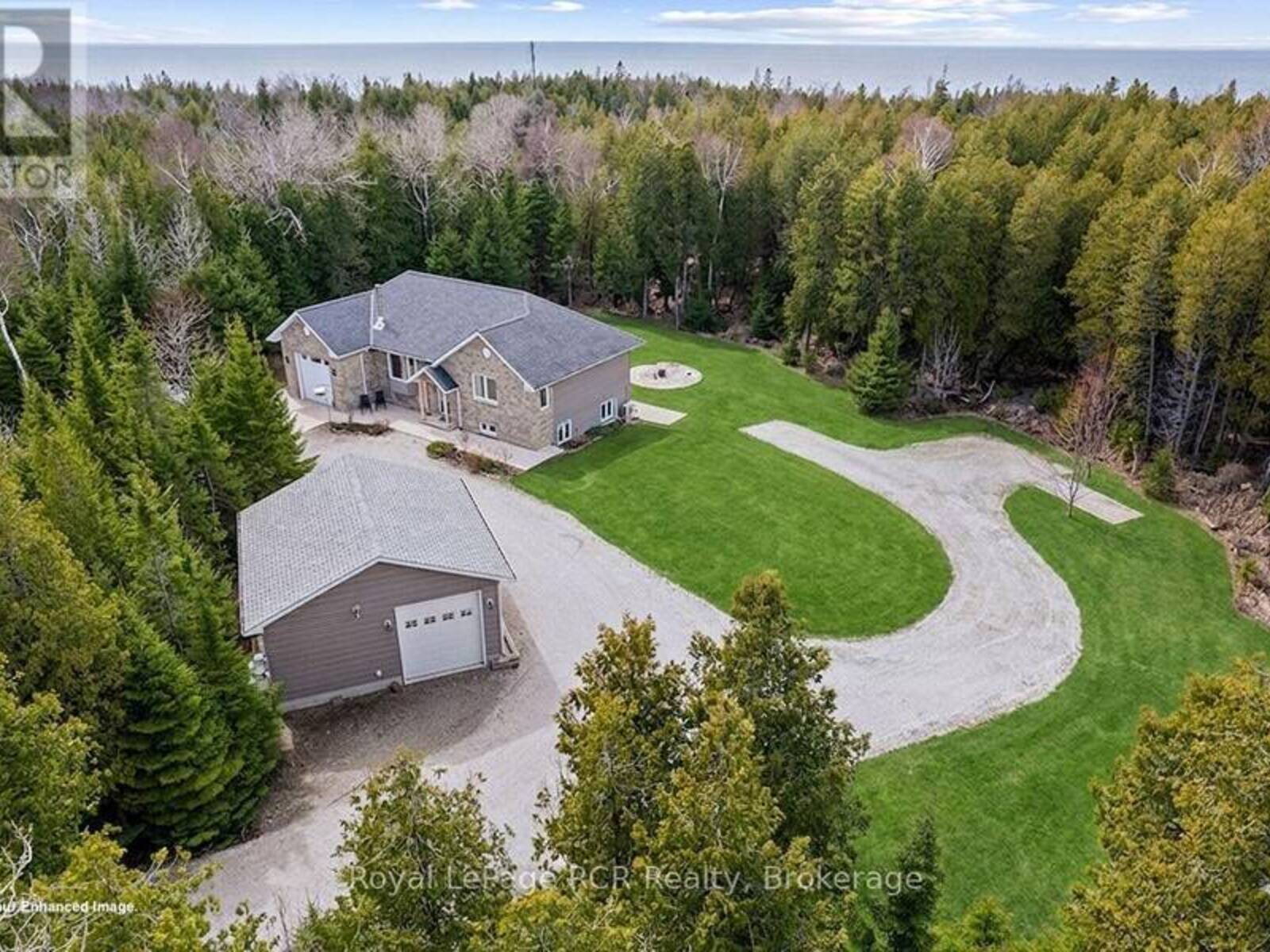 109 PIKE STREET, Lion's Head, Ontario N0H 1W0