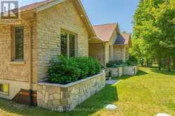 2452 DOE LAKE ROAD | Gravenhurst Ontario | Slide Image Thirty-three