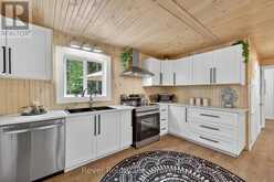 49 WOLFE TRAIL | Tiny Ontario | Slide Image Eight