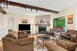 8 PALMER COURT | Bracebridge Ontario | Slide Image Thirteen
