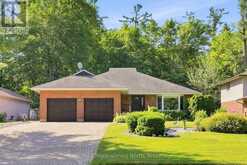 8 PALMER COURT | Bracebridge Ontario | Slide Image One