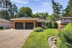 8 PALMER COURT | Bracebridge Ontario | Slide Image Three