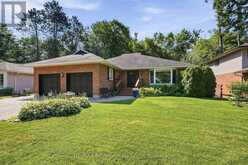 8 PALMER COURT | Bracebridge Ontario | Slide Image Five