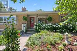 25 BENNETT AVENUE | Guelph Ontario | Slide Image Thirty-one