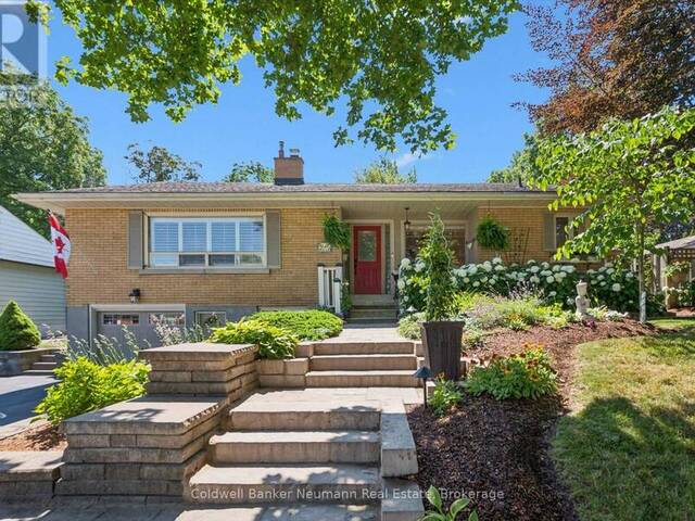 25 BENNETT AVENUE Guelph Ontario, N1E 2C6 - 3 Bedrooms Home For Sale