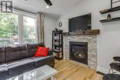 8 ARBOR ROAD | Tiny Ontario | Slide Image Three