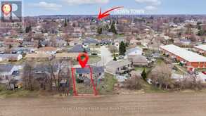 25 LEE CRESCENT | Goderich Ontario | Slide Image Thirty
