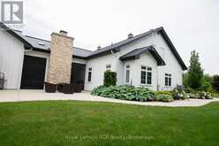 42085 ROAD 71 ROAD W | Mount Forest Ontario | Slide Image Three