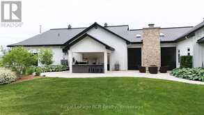 42085 ROAD 71 ROAD W | Mount Forest Ontario | Slide Image Six