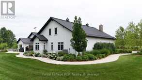 42085 ROAD 71 ROAD W | Mount Forest Ontario | Slide Image Eight
