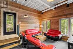 30 SPARROW ROAD | Rosseau Ontario | Slide Image Twenty-three