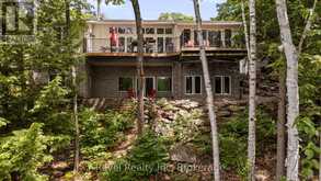 30 SPARROW ROAD | Rosseau Ontario | Slide Image Four