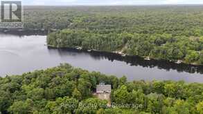 30 SPARROW ROAD | Rosseau Ontario | Slide Image Nine