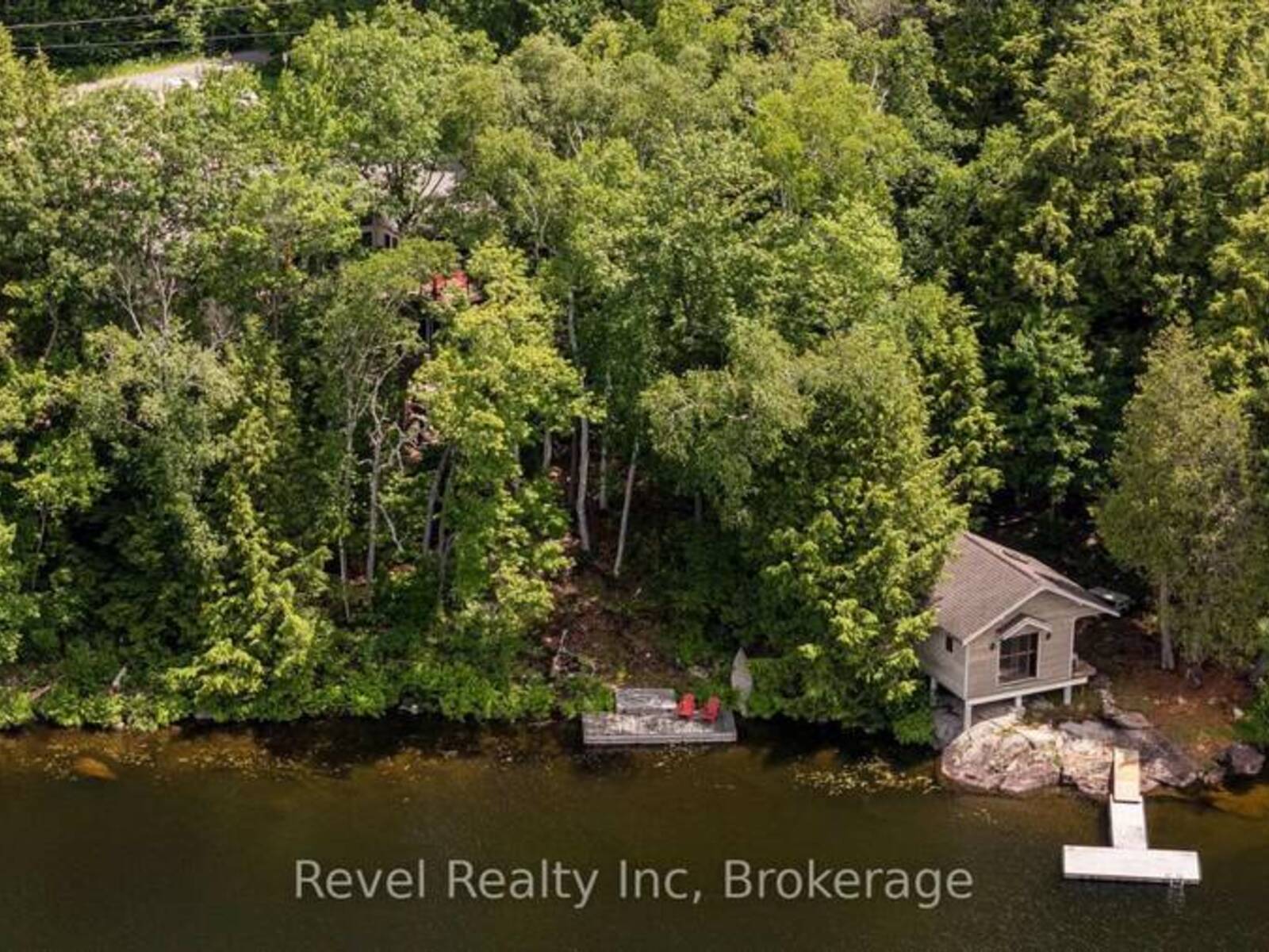 30 SPARROW ROAD, Rosseau, Ontario P0C 1J0
