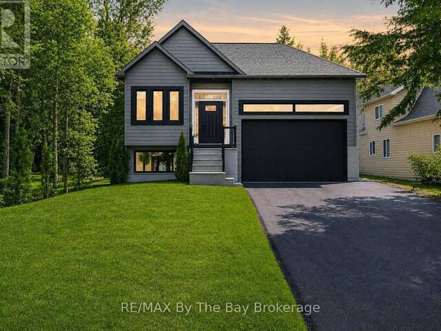 35 48TH STREET N Wasaga Beach Ontario, L9Z 1Y3 - 6 Bedrooms Home For Sale