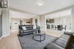 201 MCFARLANE CRESCENT | Fergus Ontario | Slide Image Thirteen