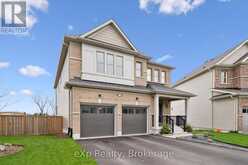 201 MCFARLANE CRESCENT | Fergus Ontario | Slide Image Four